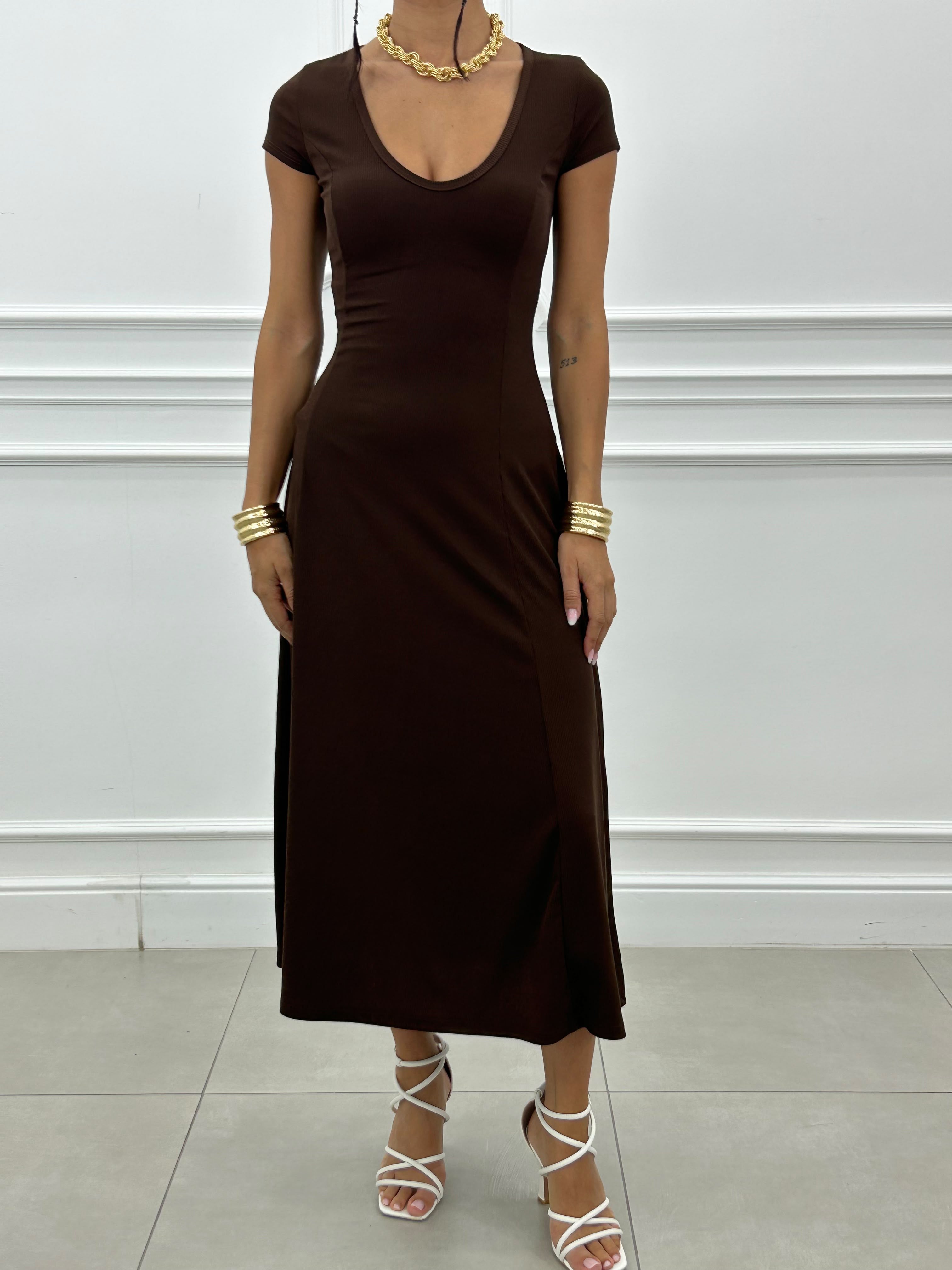 Vestido largo sencillo de cuello en V