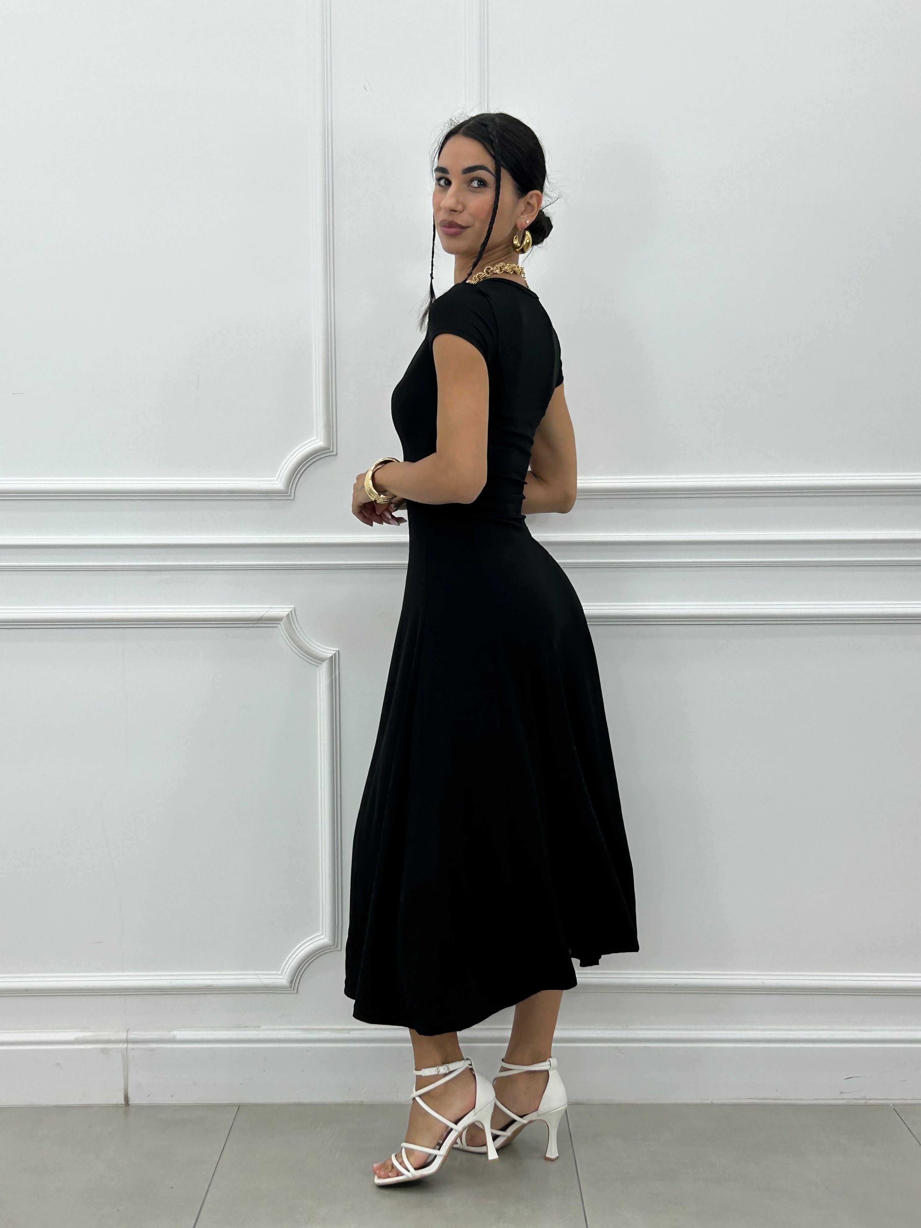 Vestido largo sencillo de cuello en V