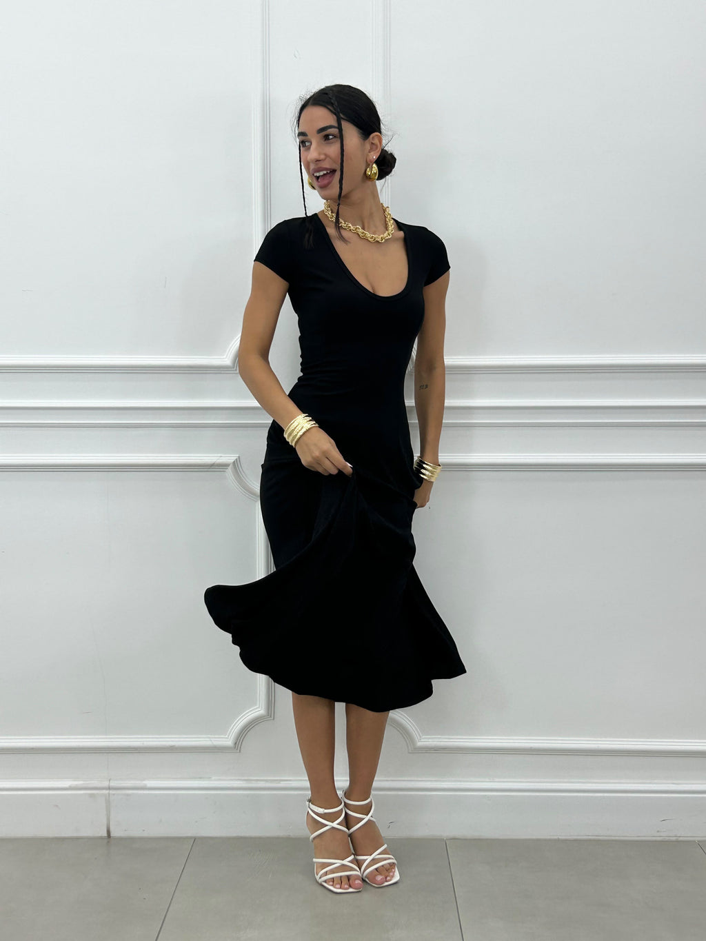 Vestido largo sencillo de cuello en V