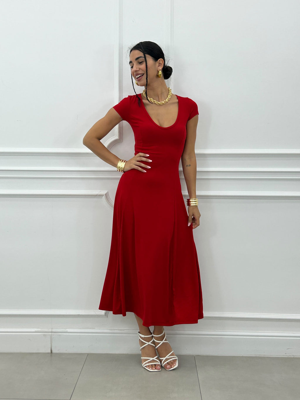 Vestido largo sencillo de cuello en V