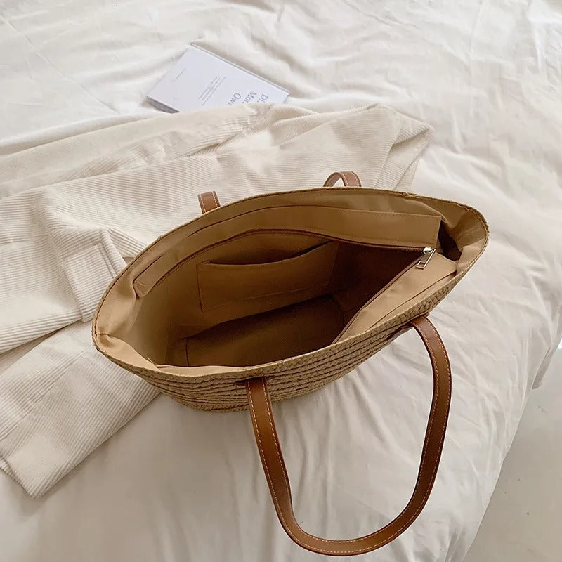 Bolso de paja con correa para el hombro