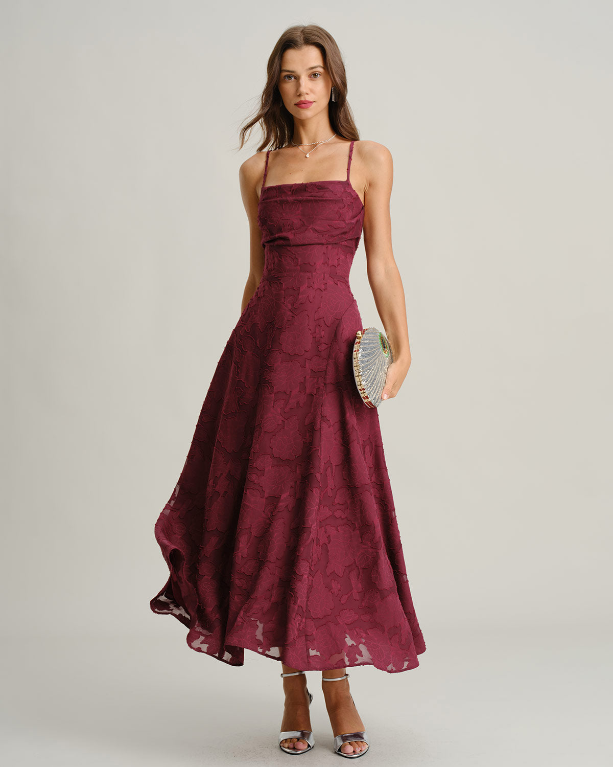 Vestido largo tipo lencero color rojo vino