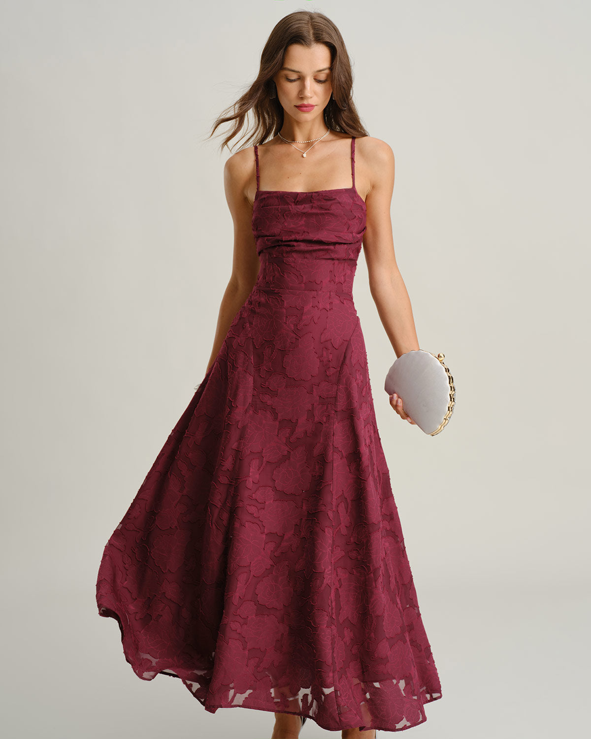 Vestido largo tipo lencero color rojo vino